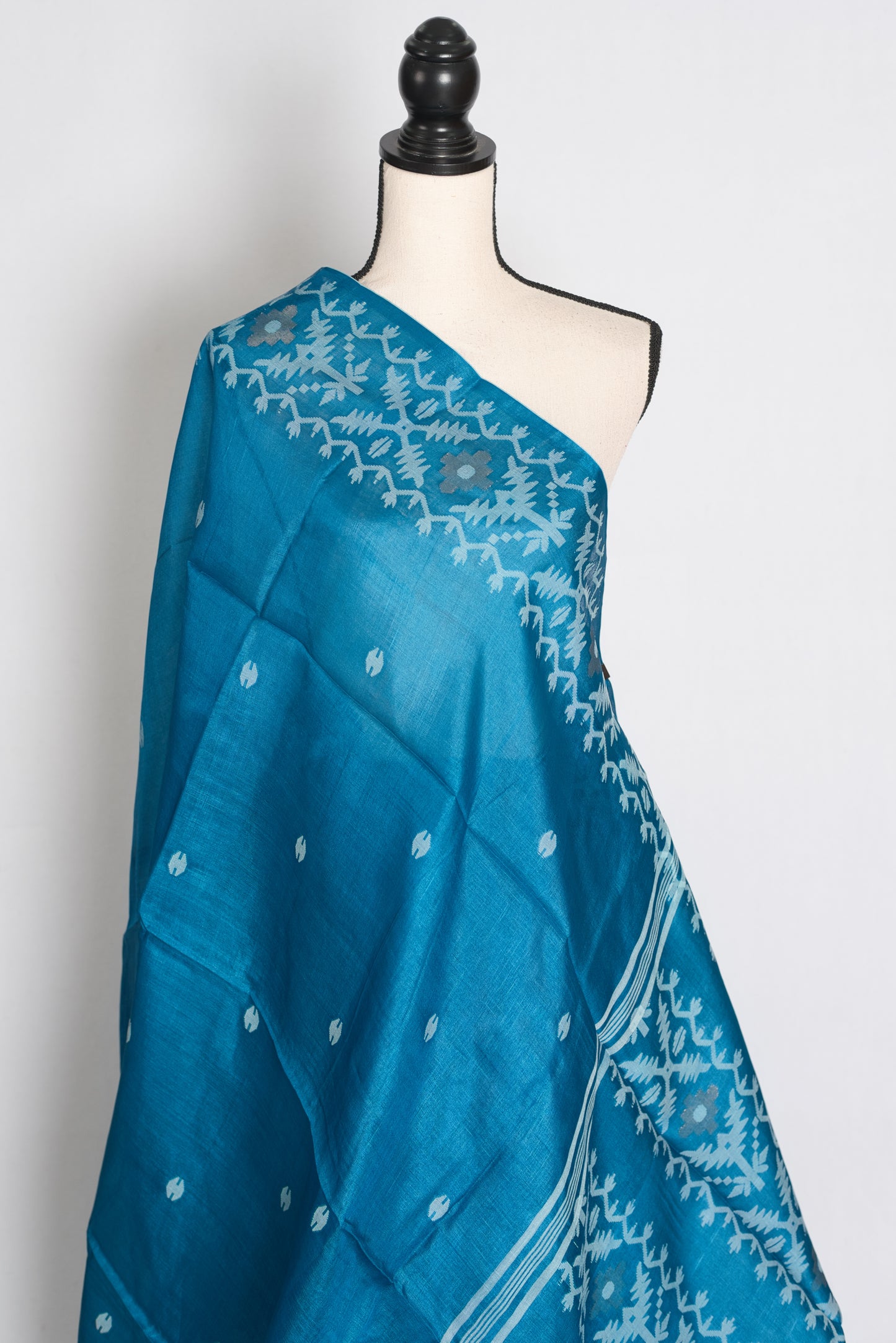 Meera Turquoise Blue Bengal Tussar Jamdani Silk Saree | Silk Mark Certified image 3