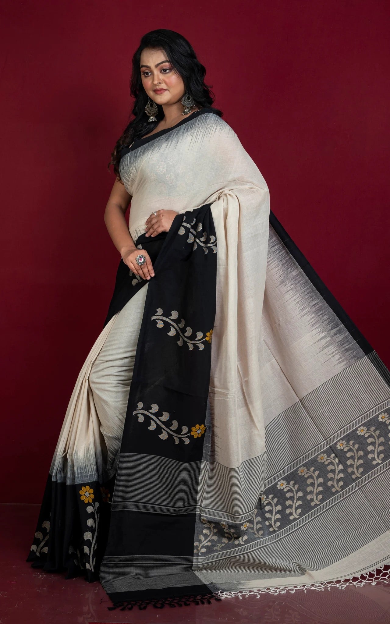 Soft Cotton Saree in Kora White and Black - Bengali Saree Collection.