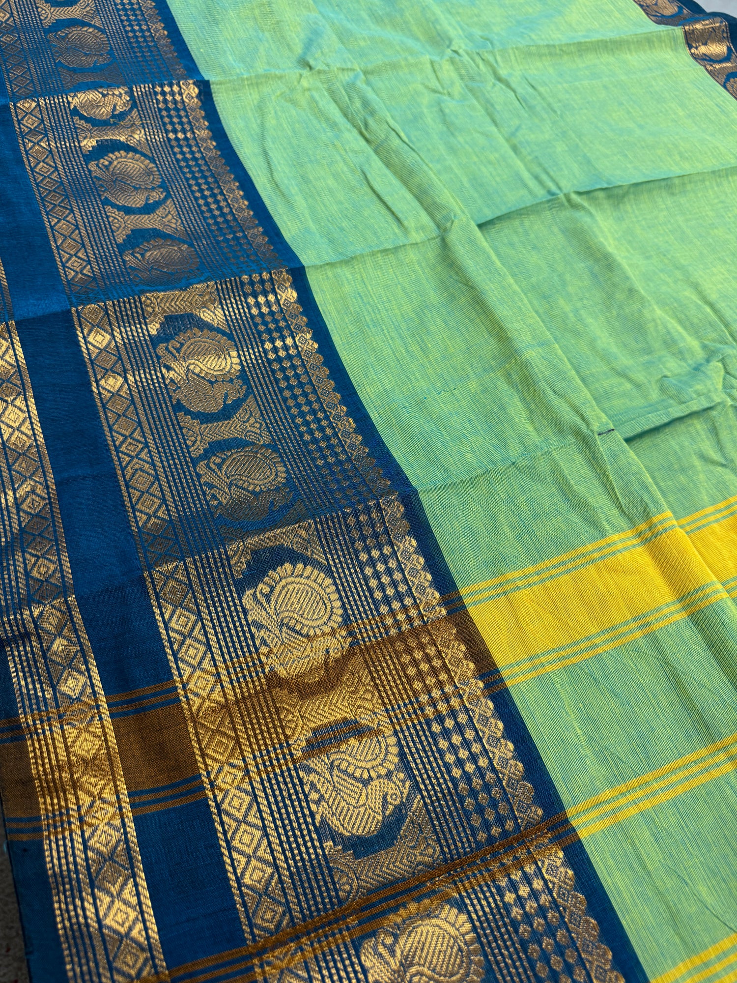 Ananya: Sea Green Kanchi Cotton Saree - Handwoven South Indian Elegance