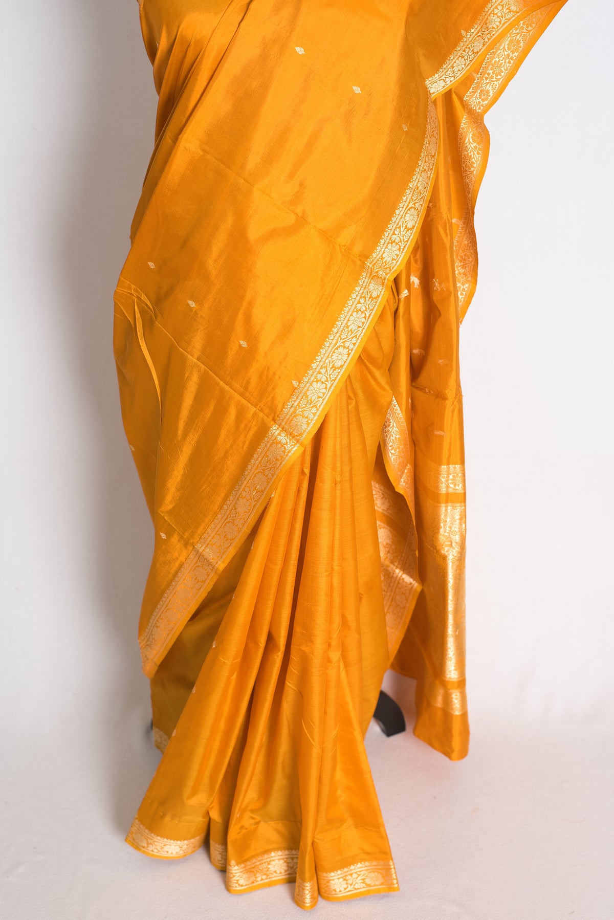 Hema: Yellow and Gold Lightweight Katan Silk Banarasi Saree image 5