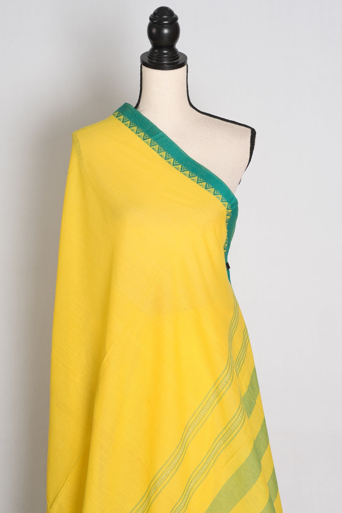 Bright Yellow and Green Dhaniakhali saree — border detail