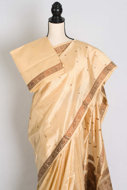 Lima : Certified Silk Banarasi Saree with Resham Work in Beige Cream image 2