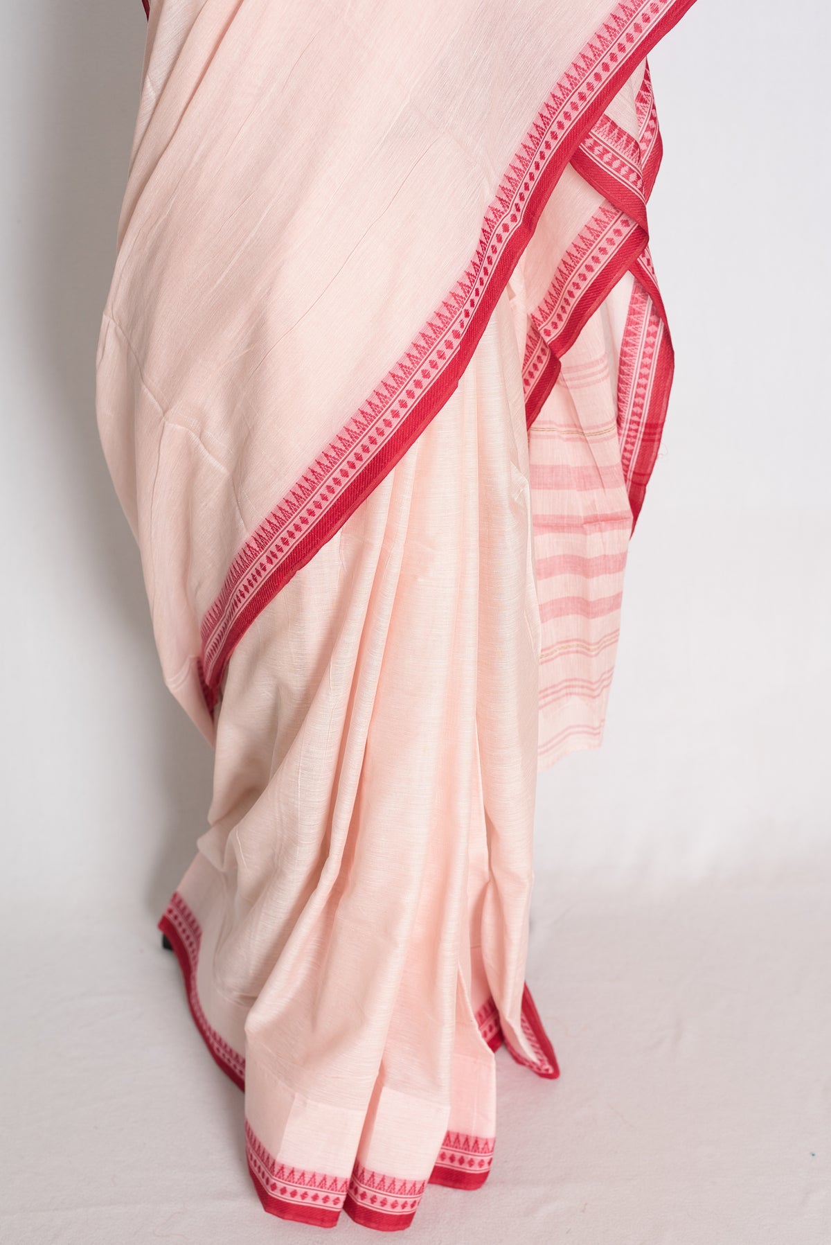 Lakshmi: Light Pinkish White Soft Dhaniakhali Cotton Saree with Red Border image 5
