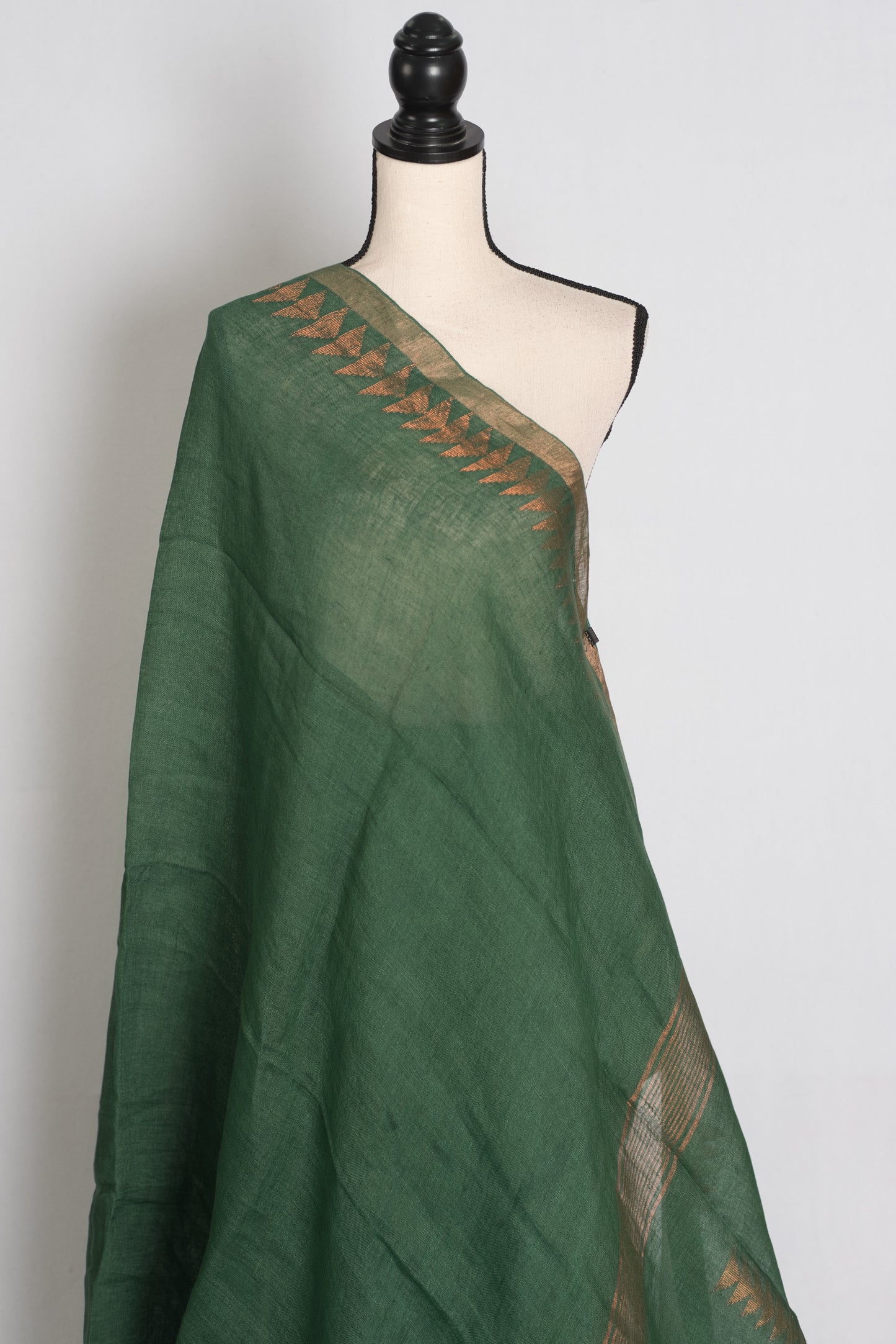 Nidhi : Forest Green Pure Linen by Linen Bengali Linen Jamdani Saree image 4