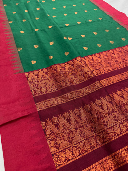 Mouni: Dark Green and Maroon Blended Cotton Gadwal Saree image 4