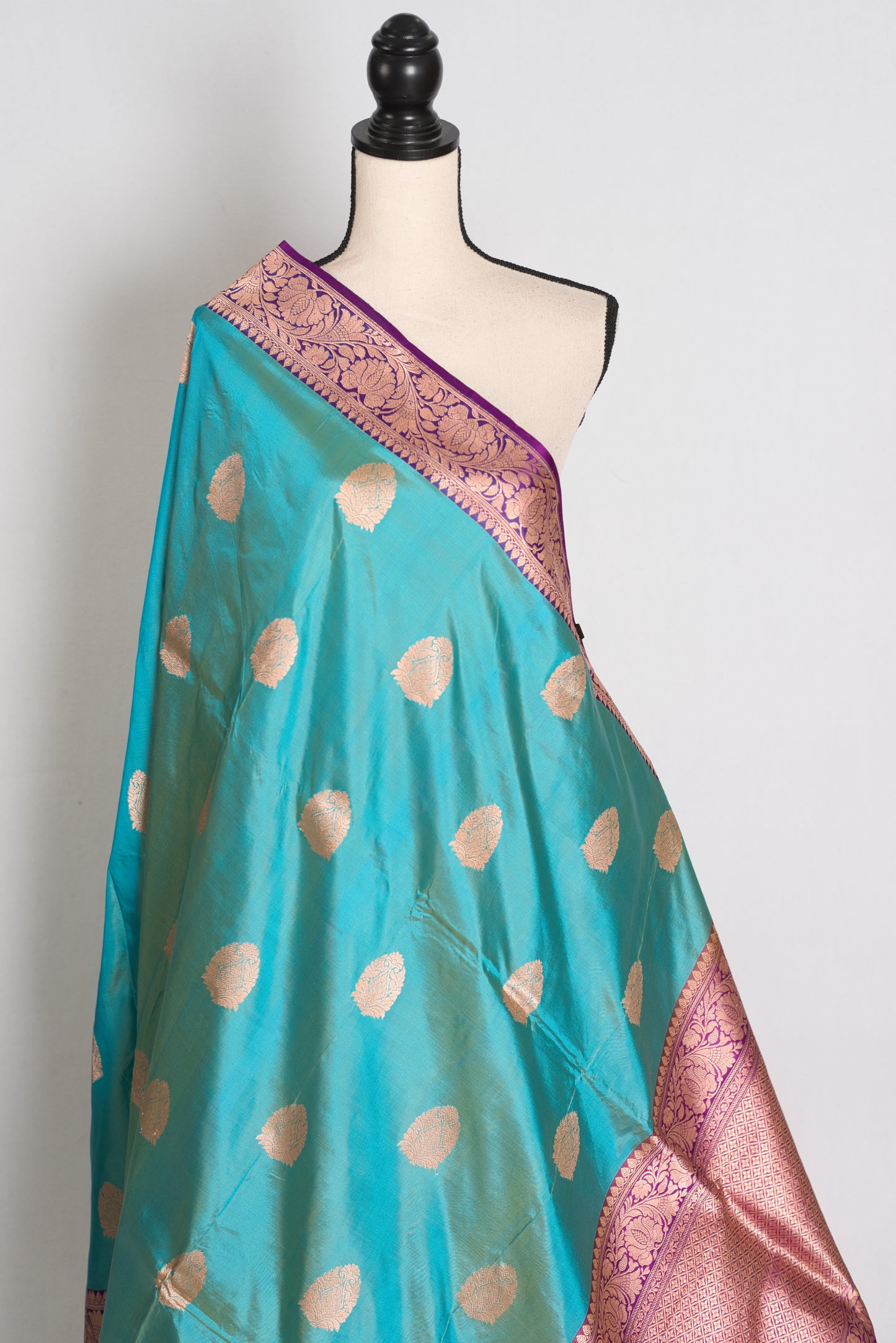 Yasmin : Cyan Blue & Deep Purple Pure Katan Banarasi Silk Saree image 4