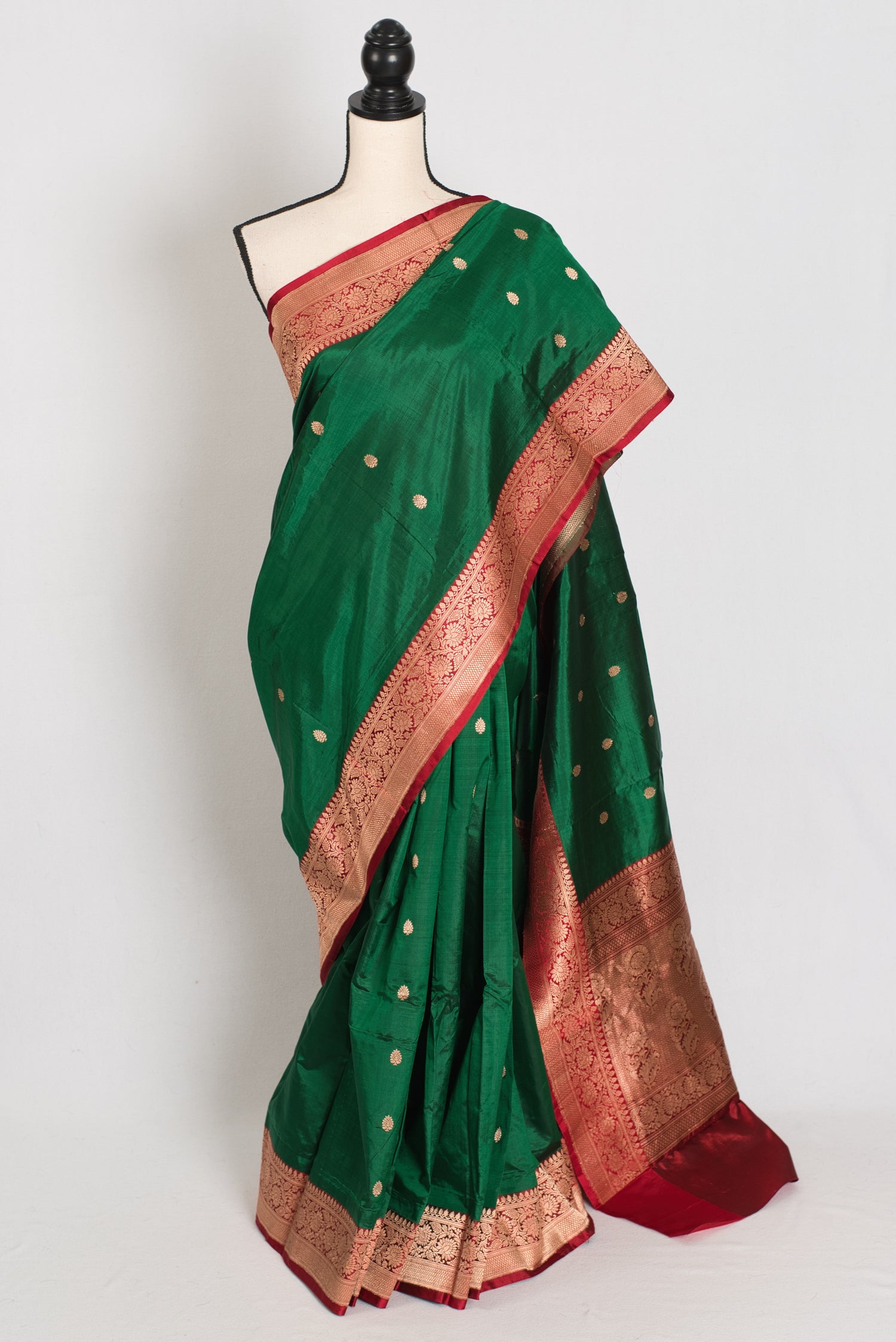 Saira : Certified Silk Banarasi Saree in Green and Dark Red image 0