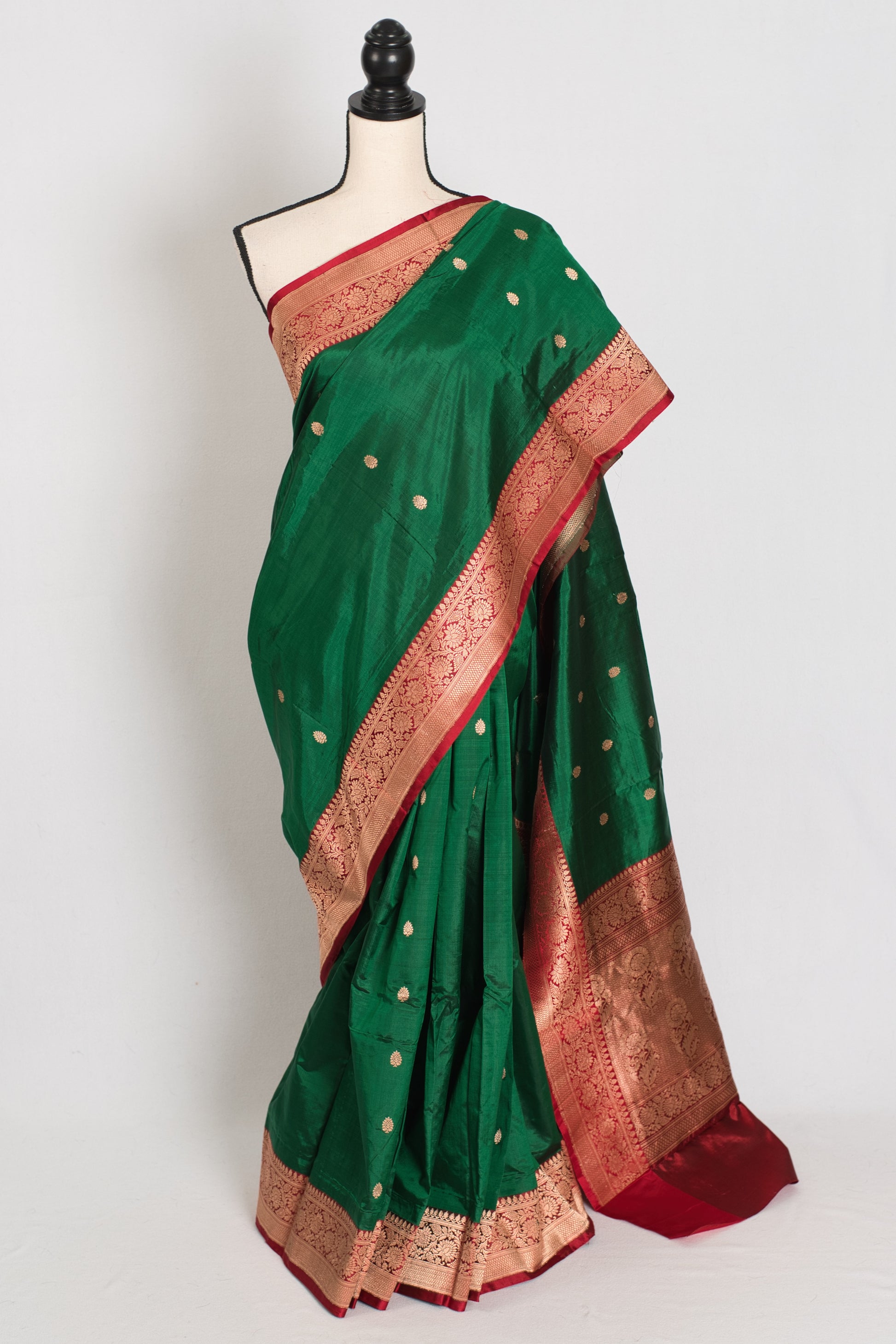 Saira : Certified Silk Banarasi Saree in Green and Dark Red image 0
