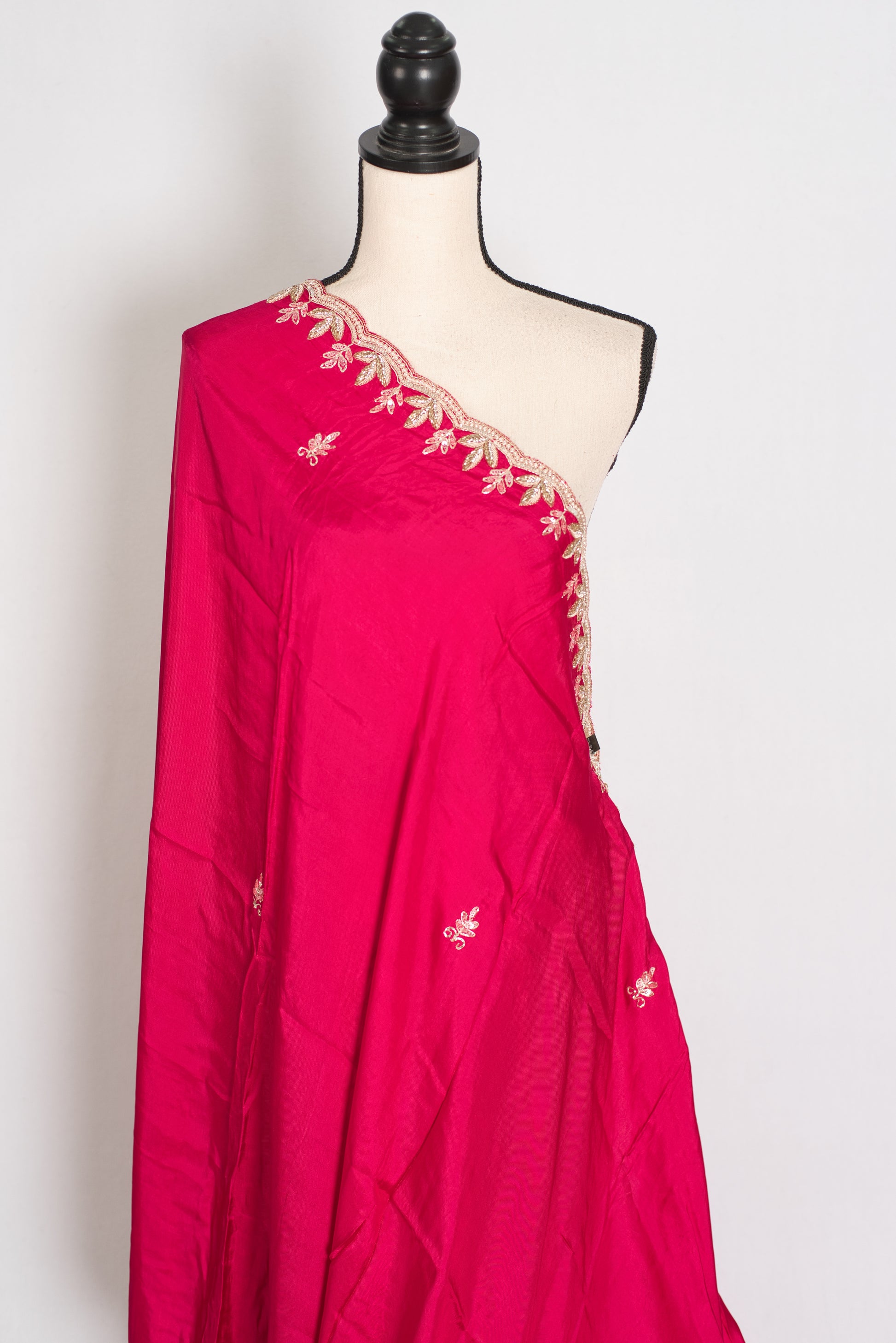 Sunaina: Dark Pink Designer Saree with Zardosi & Stone Work | Partywear image 4