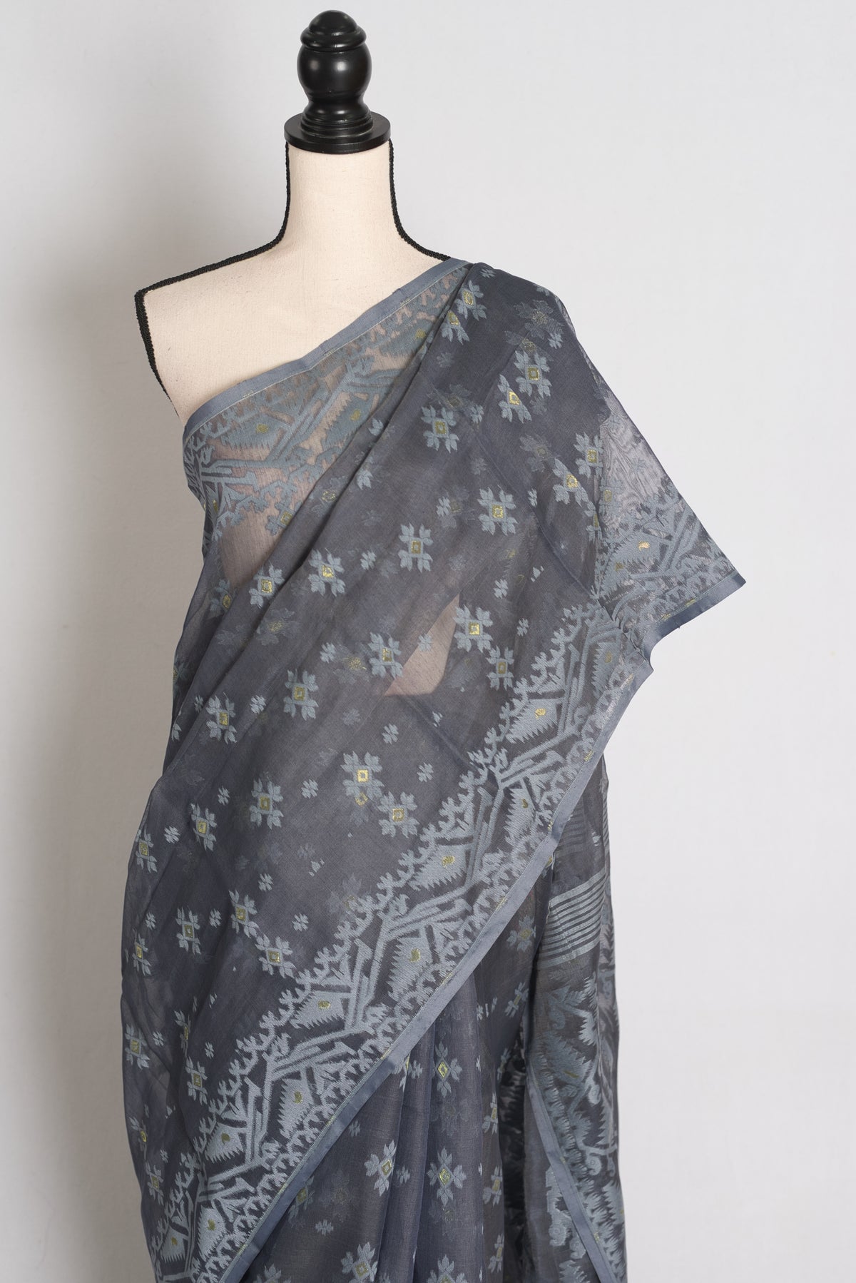 Aman : Cloud Grey Soft Blended Cotton Bengali Jamdani Saree image 1