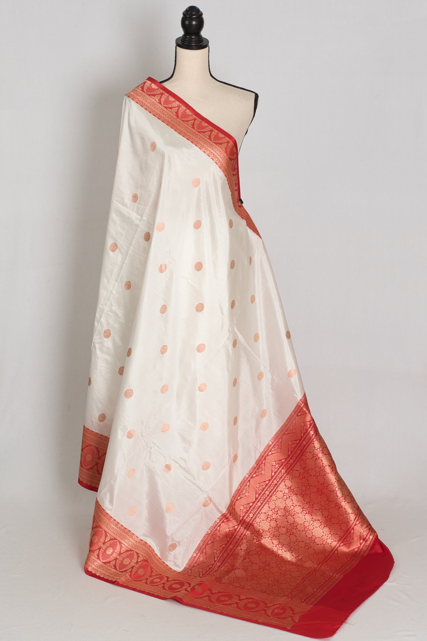 Shreya : White and Red Handwoven Katan Silk Banarasi Saree | Silk Mark Certified image 1