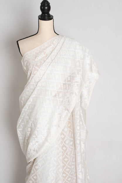 Shweta : Pure White and White Soft Blended Cotton Bengali Jamdani Saree image 2