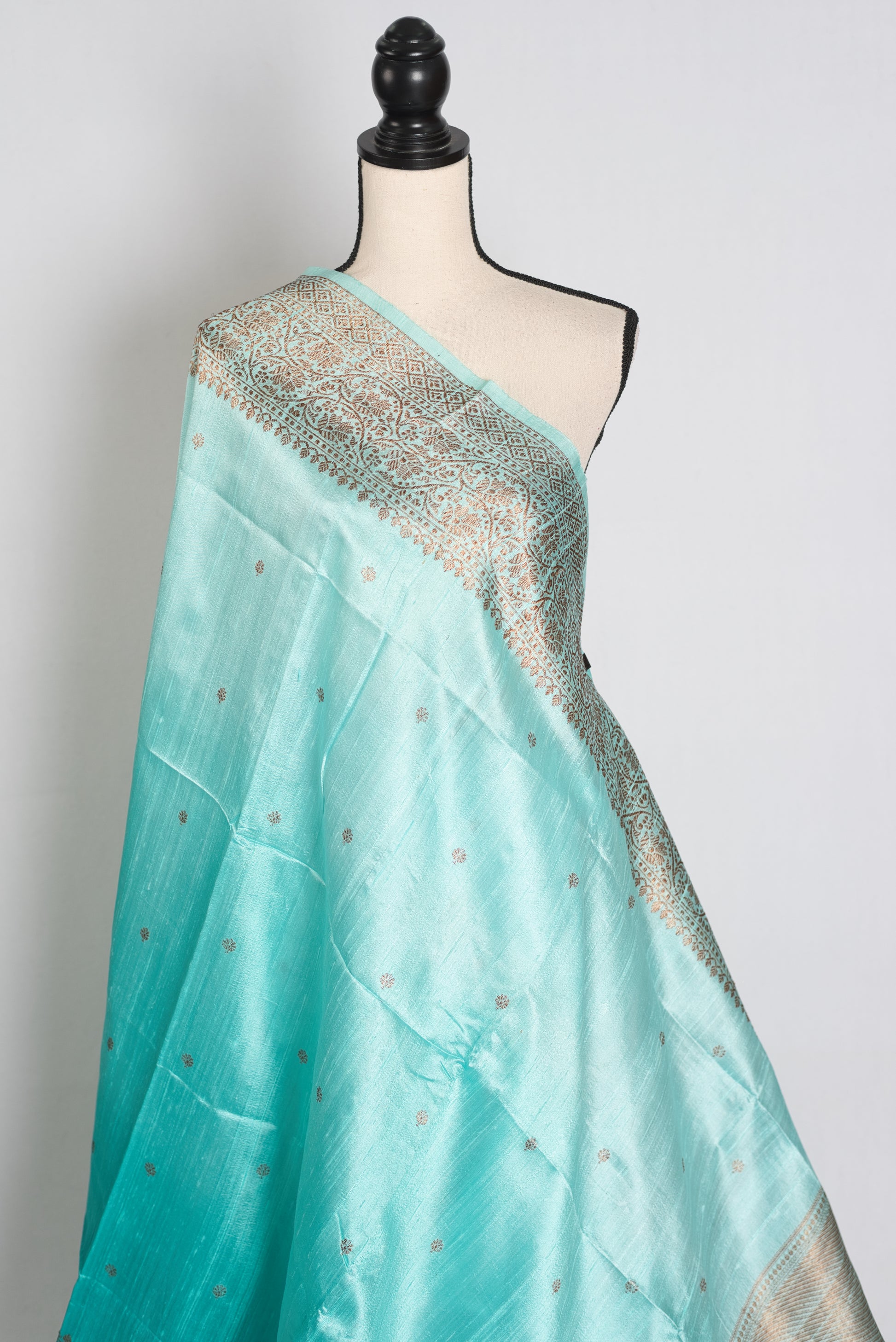 Gemini : Sky Blue Ombre Pure Raw Silk Handwoven Banarasi Saree image 4