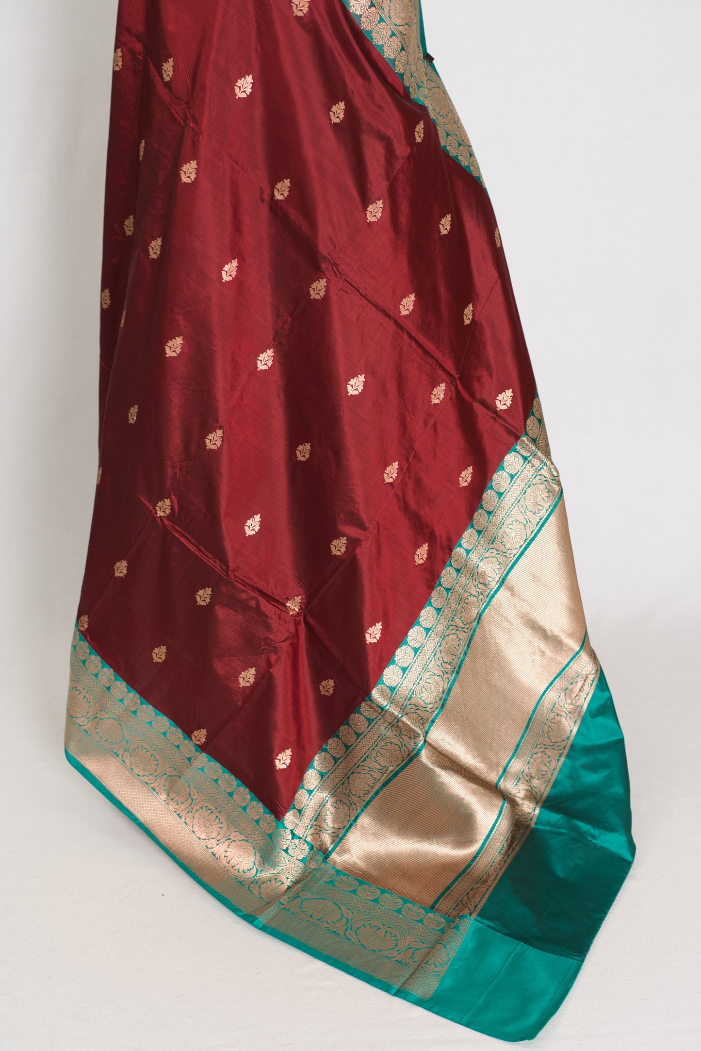 Kalpana | Brown Pure Katan Silk Banarasi Saree with 40 Size Stitched Blouse image 4
