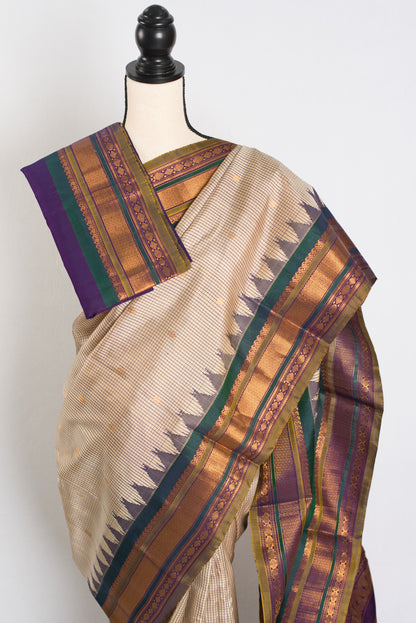 Anita : Micro Checks Traditional Kanji Gadwal Silk Saree in Beige image 2