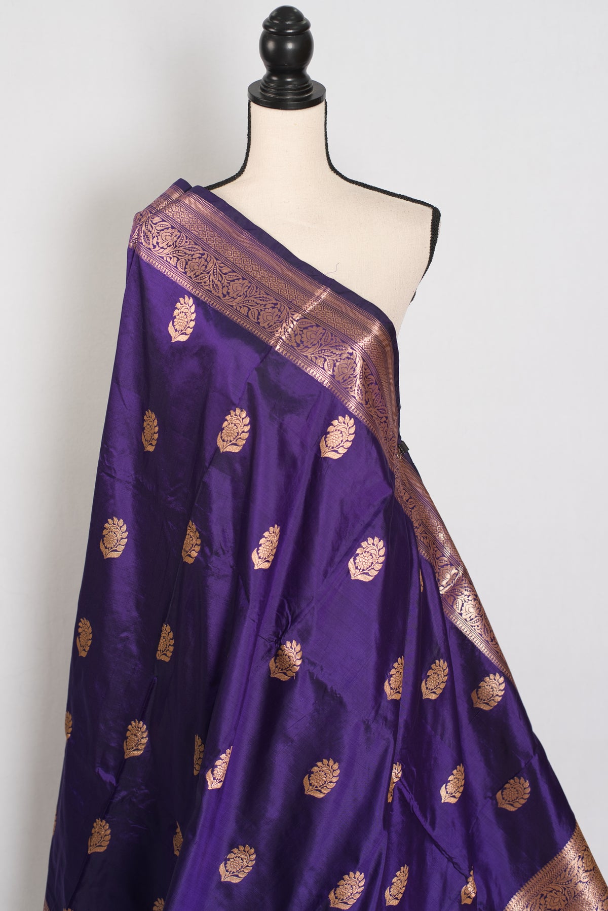 Leela | Royal Purple Katan Banarasi Silk Saree | Lightweight Handloom Luxury image 5