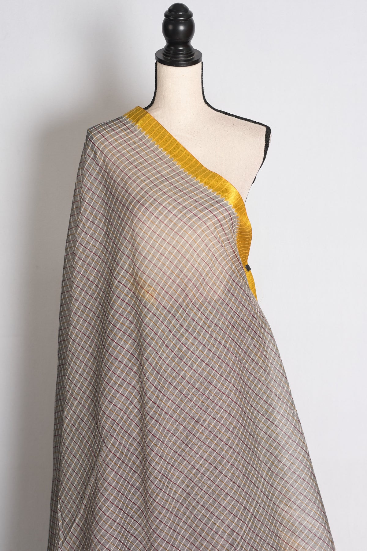 Kuhu: Grey Dhaniakhali Soft Cotton Saree with Ganga Jamuna Border image 4