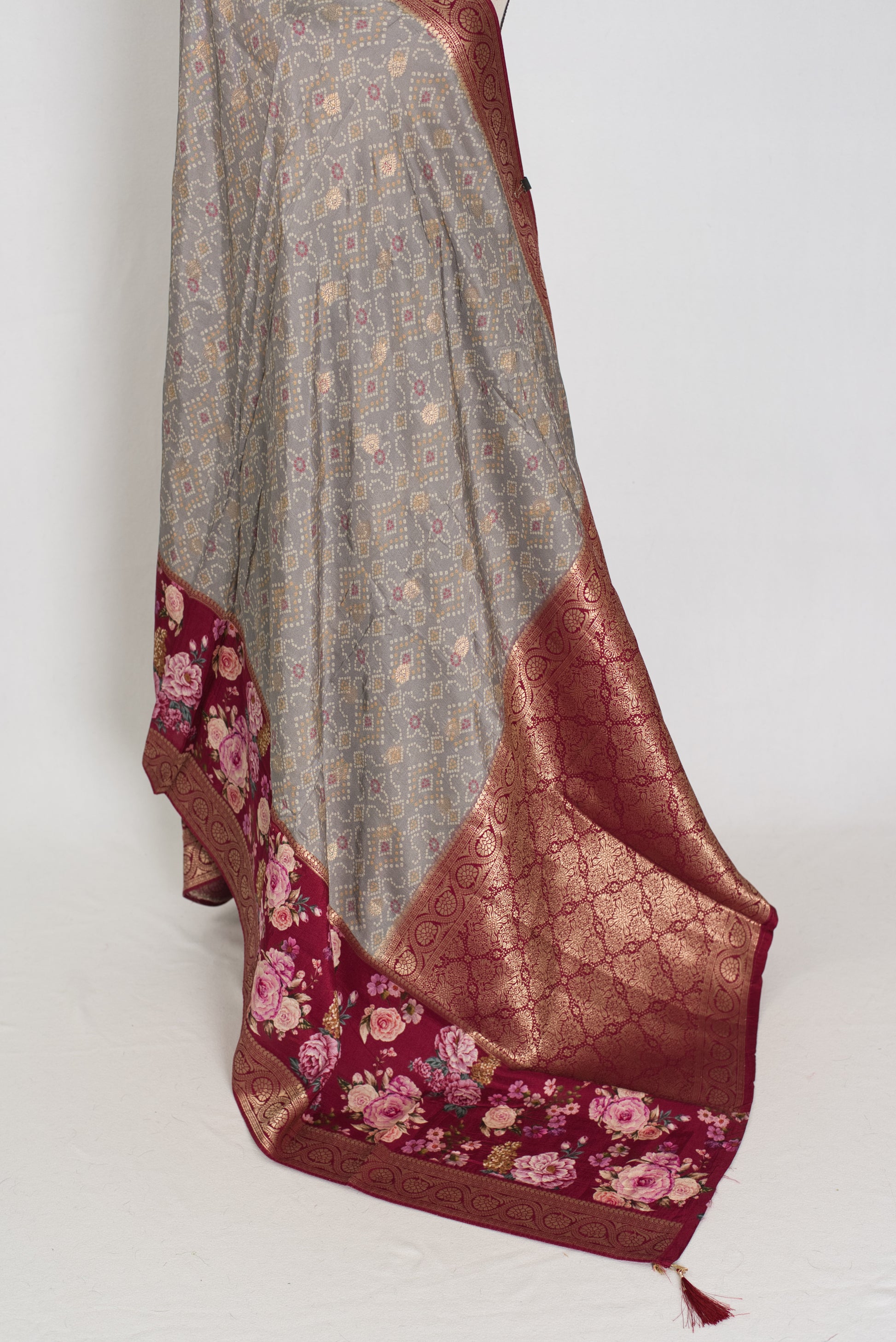 Mahi | Grey Patola & Floral Printed Dola Silk Banarasi Saree image 3