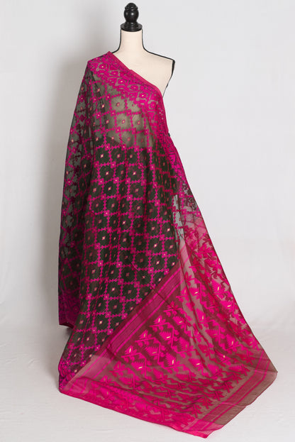 Leena : Dark Green and Rani Pink Soft Blended Cotton Jamdani Saree image 1