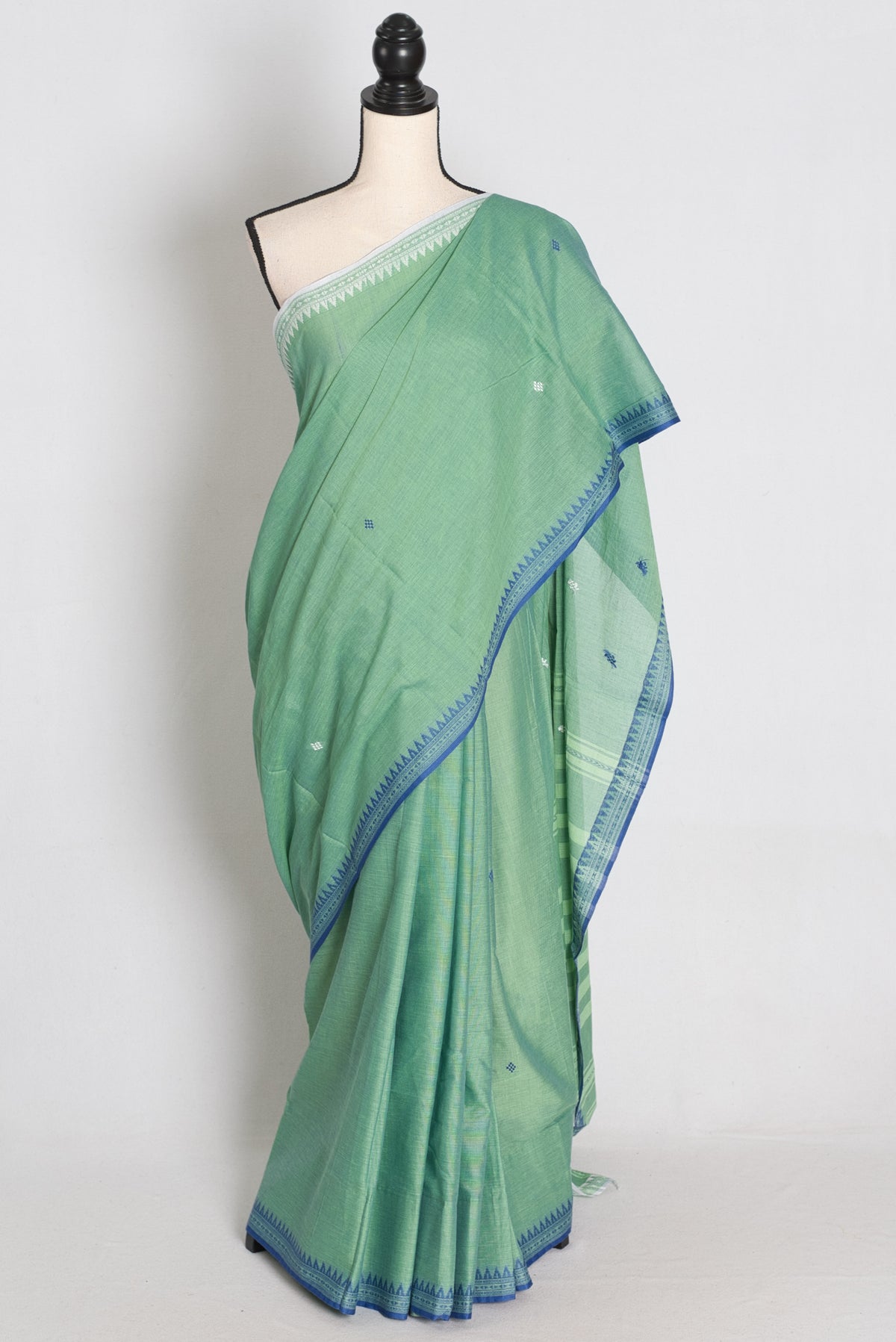 Green Dhaniakhali saree — view