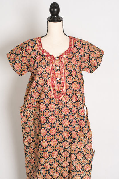 Pure Cotton Black Kalamkari Printed Long Nighty in Regular Size image 0