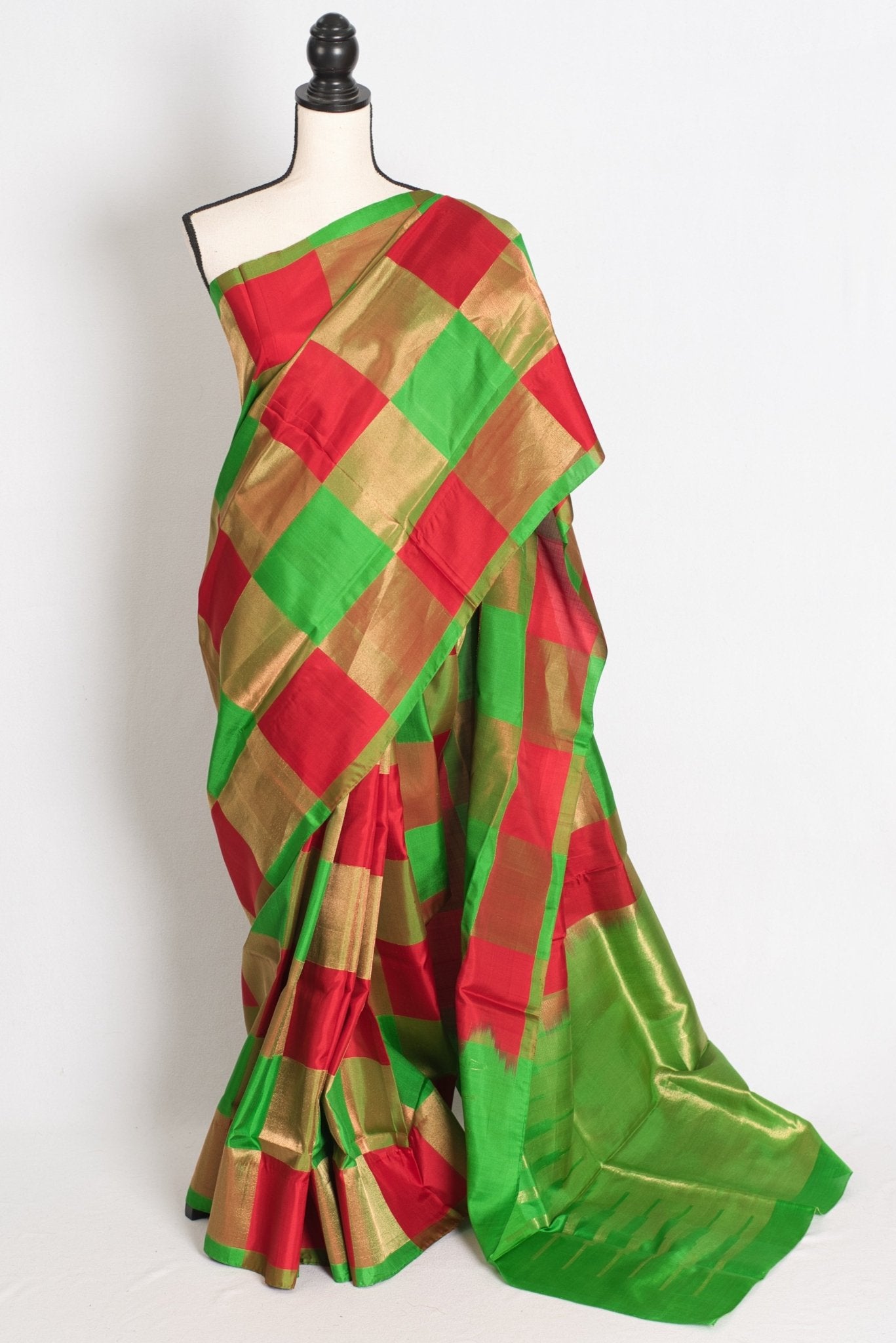 Exclusive Checks Kanjivaram Saree in Red, Green and Gold - Saree Mandi