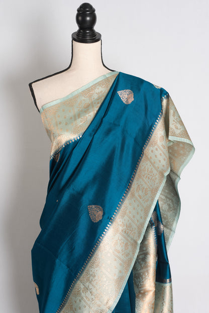 Jugagni: German Blue and Sea Green Mango Silk Banarasi Saree image 6