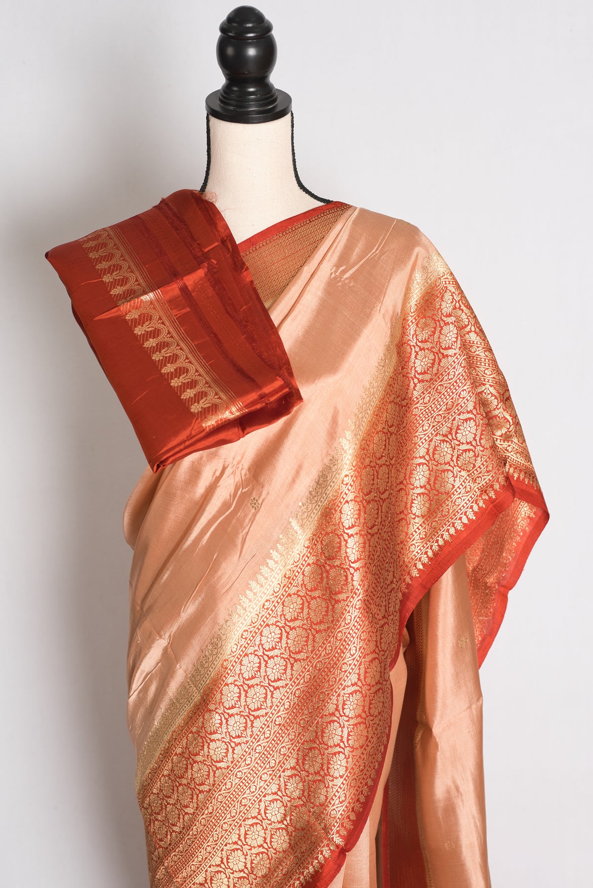 Naima: Sandalwood Brown and Rust Wide Border Mango Silk Banarasi Saree image 2