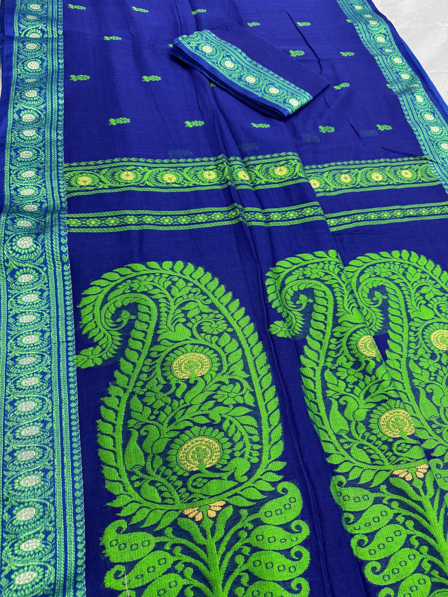 Gayetri : Blue and Green Cotton Baluchari Saree image 3
