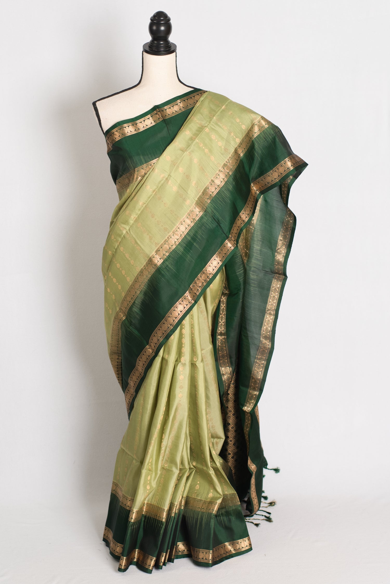 Mandira : Pista Green Silk Mark Certified Kanchipuram Silk Saree image 0