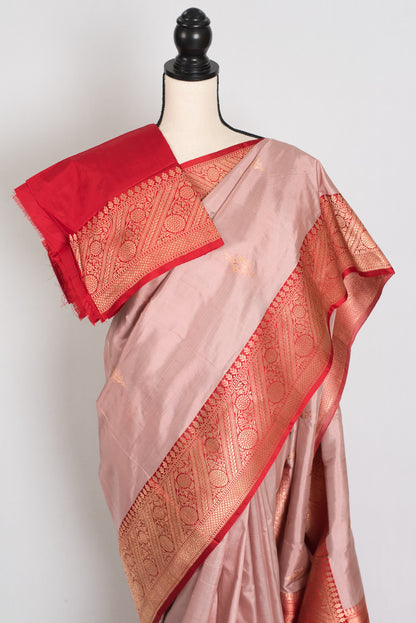 Bidisha : Certified Silk Banarasi Saree in English Mauve and Bright Red image 2