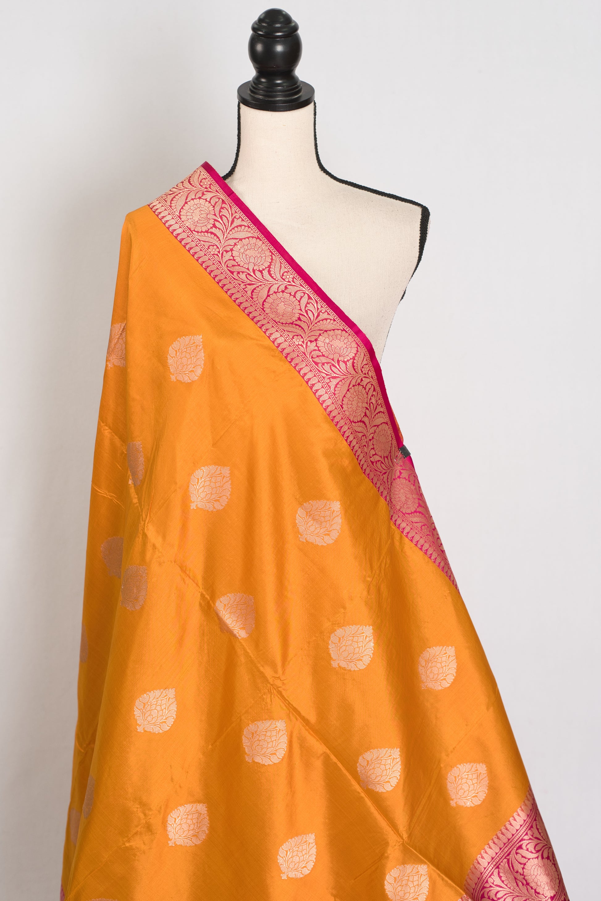 Meera | Orange & Pink Pure Katan Silk Banarasi Saree | Silk Mark Certified image 4