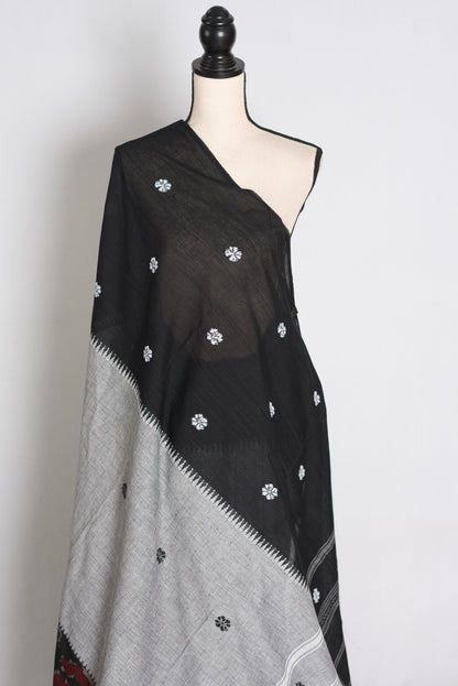 Grey and Black Dhaniakhali saree — border detail