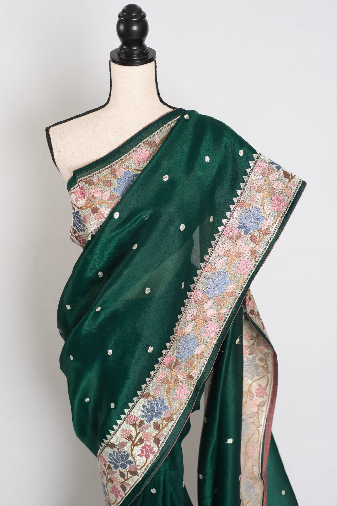 Farheen : Bottle Green Thread Embroidery Party Wear Organza Saree - Saree Mandi