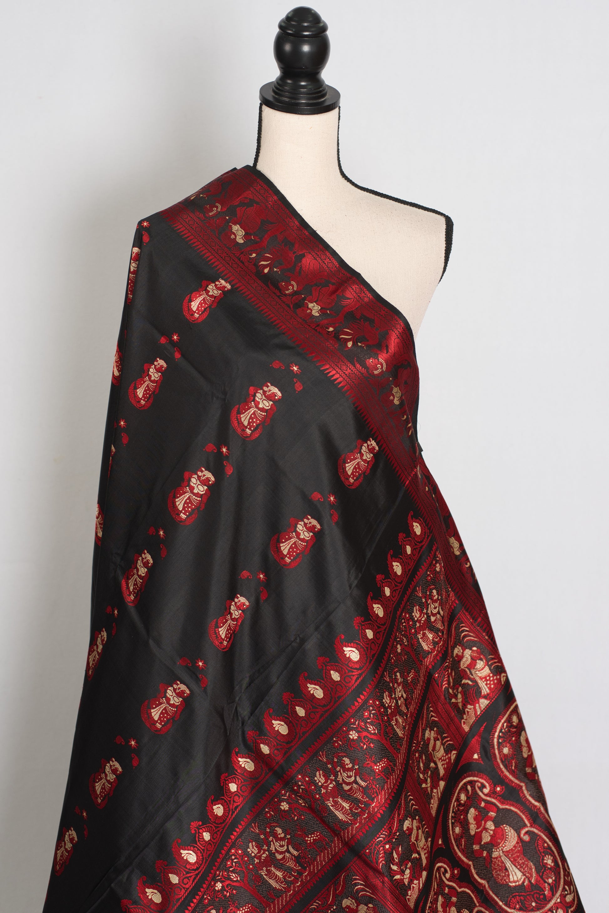 Koli | Midnight Black and Crimson Red Handwoven Baluchari Silk Saree image 4