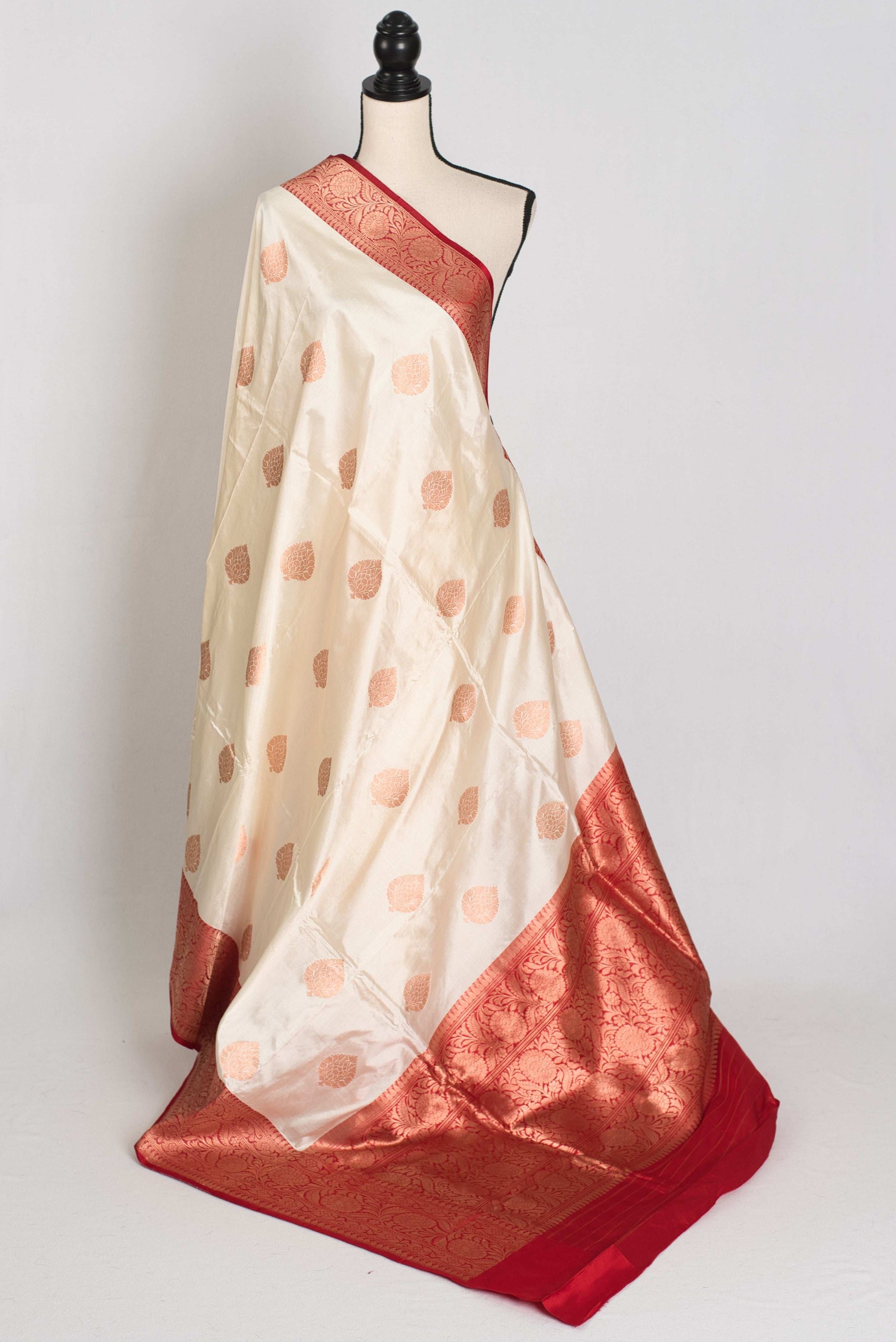 Bani : Certified Katan Silk Banarasi Saree in Cream and Red image 1