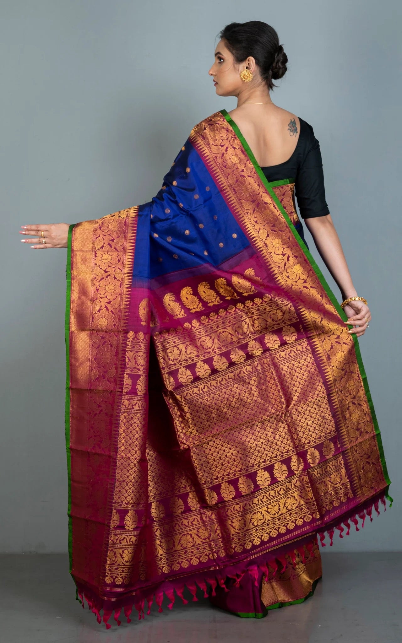 Silk Mark Certified Gadwal Silk Saree in Deep Royal Blue and Magenta.