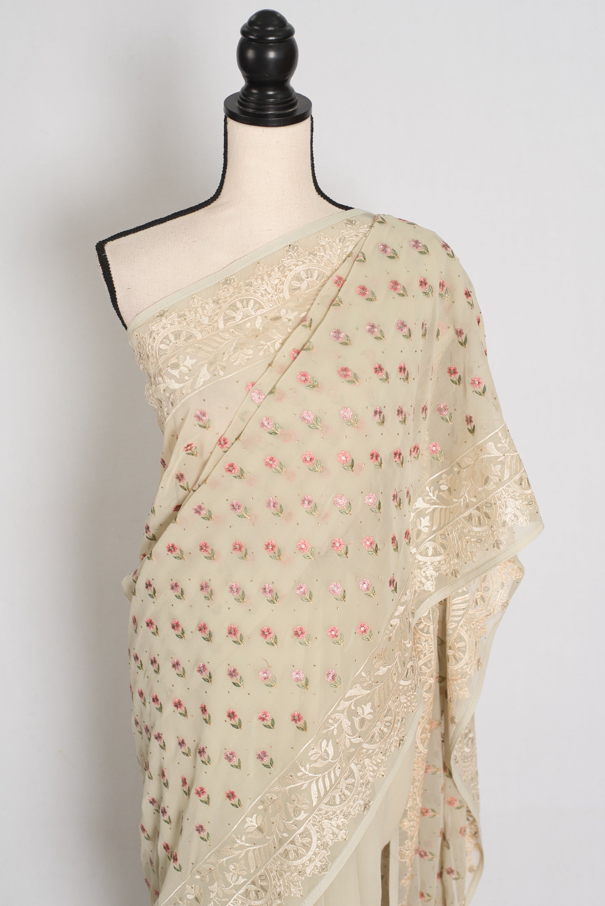 Light Sage Green Georgette Partywear Saree - Pic 4