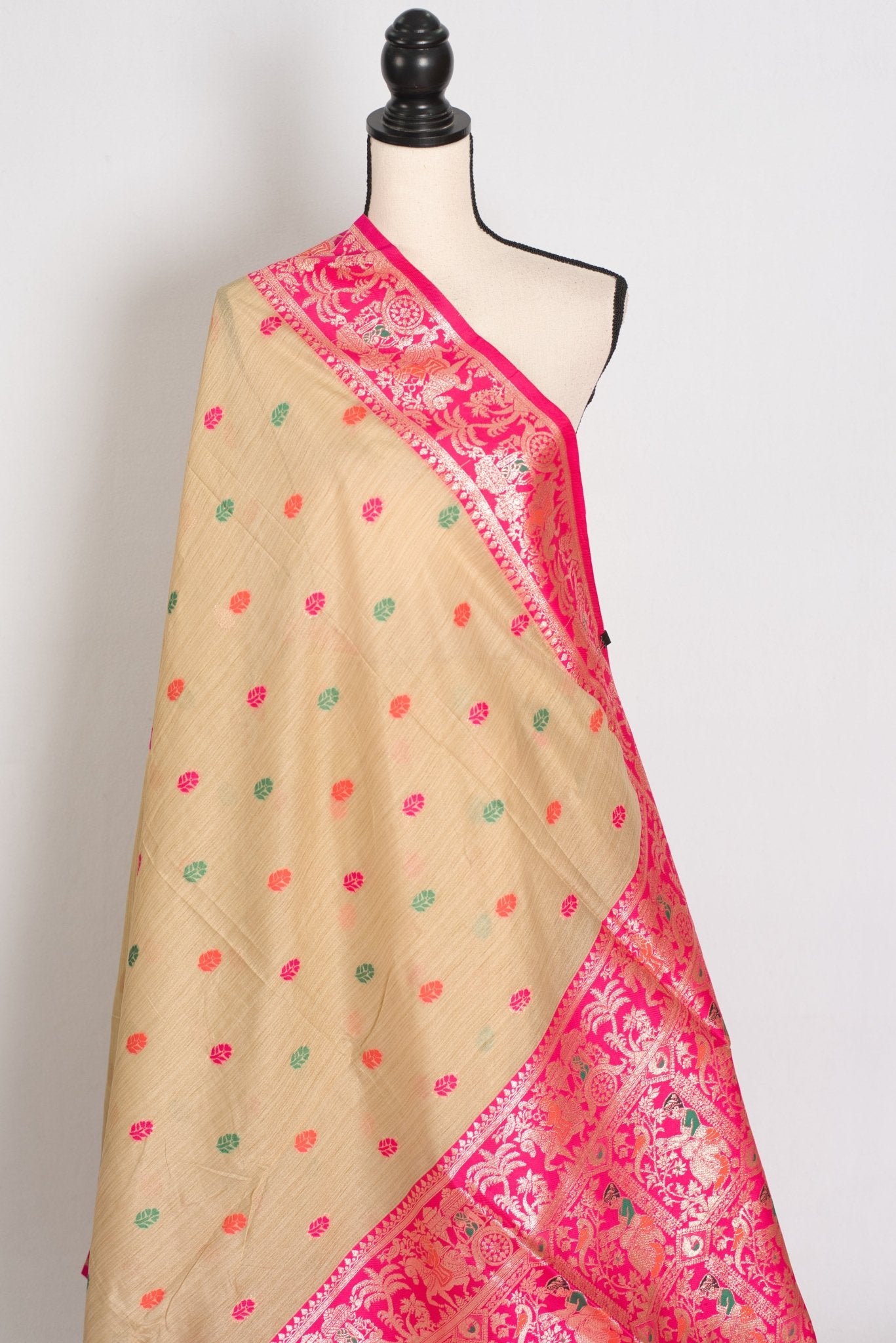 Gita: Beige & Pink Blended Cotton Baluchari Saree | Traditional Bengali Design - Saree Mandi