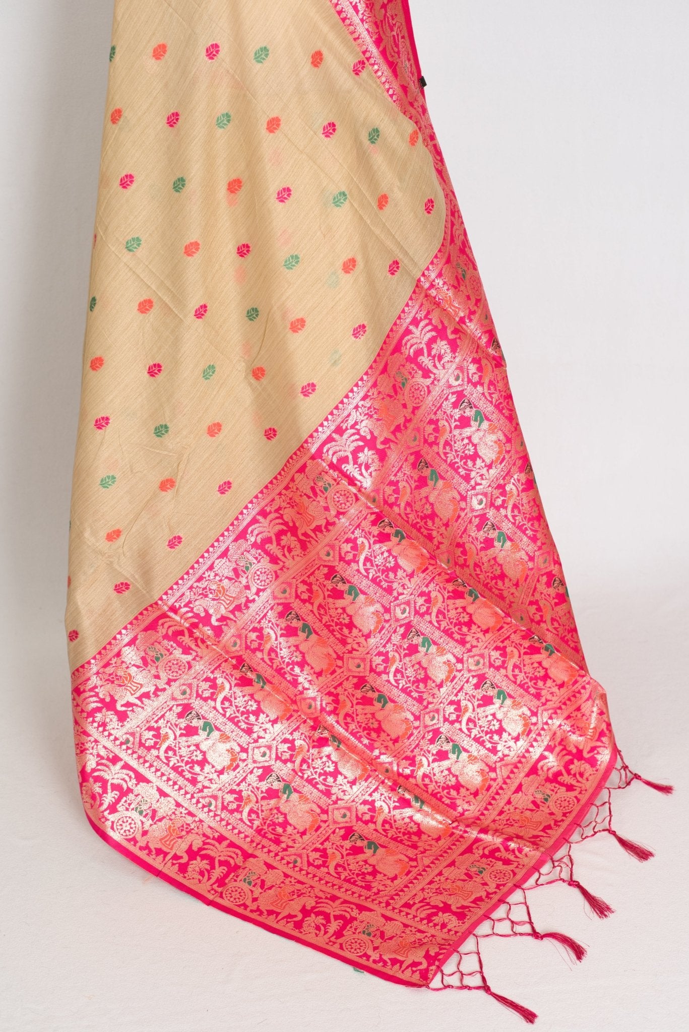 Gita: Beige & Pink Blended Cotton Baluchari Saree | Traditional Bengali Design - Saree Mandi