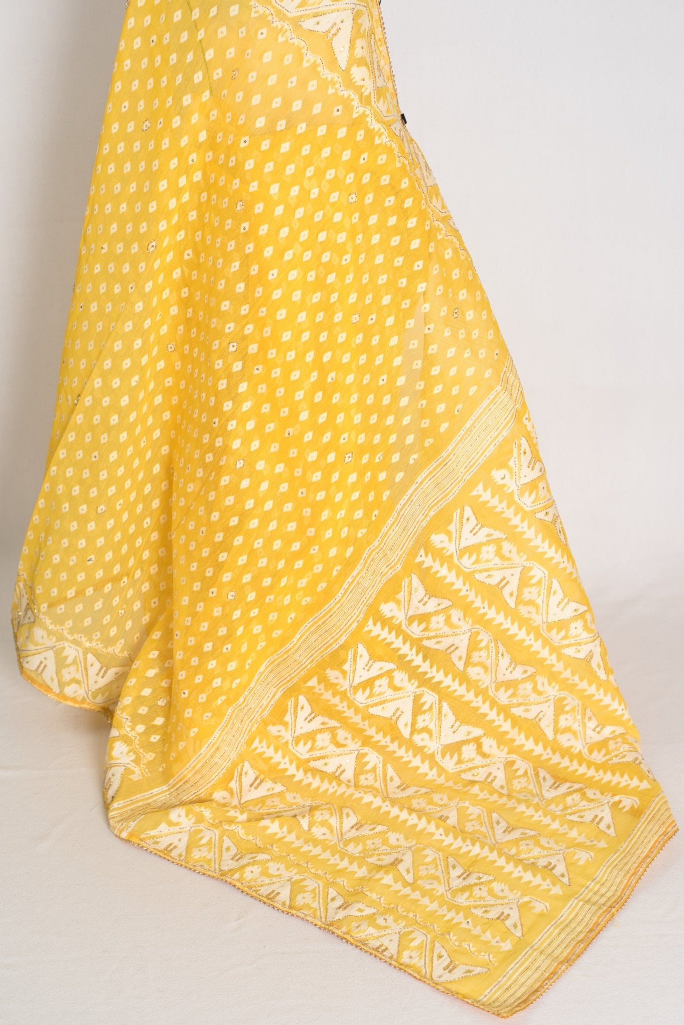 Gita – Bright Yellow and White Blended Cotton Jamdani Saree - Saree Mandi