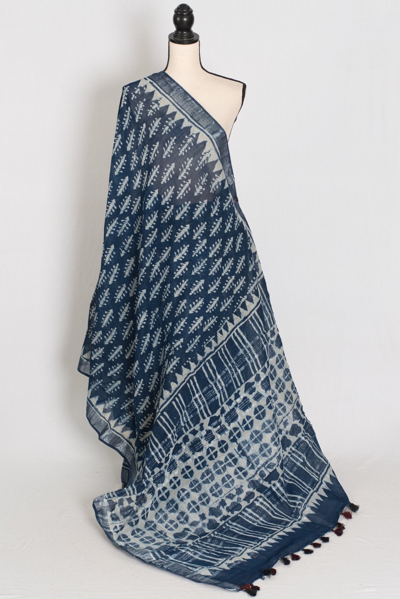 Gracy: Indigo Blue Linen Cotton Saree with Kalamkari Prints - Saree Mandi