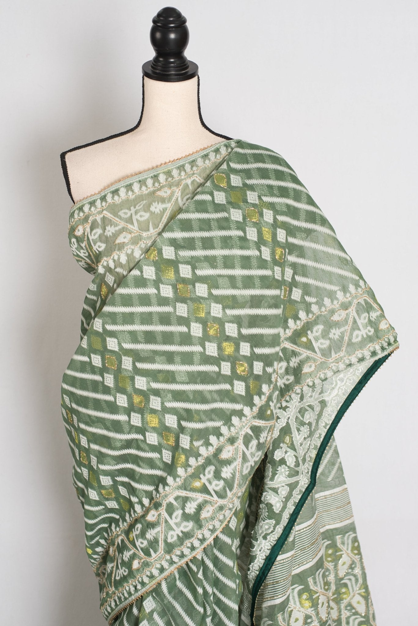 Heena – Soothing Green and White Blended Cotton Jamdani Saree - Saree Mandi
