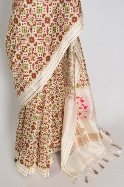 Ira : Off-White Ikkat Print Banarasi Katan Silk Saree – 38 Size Blouse - Saree Mandi