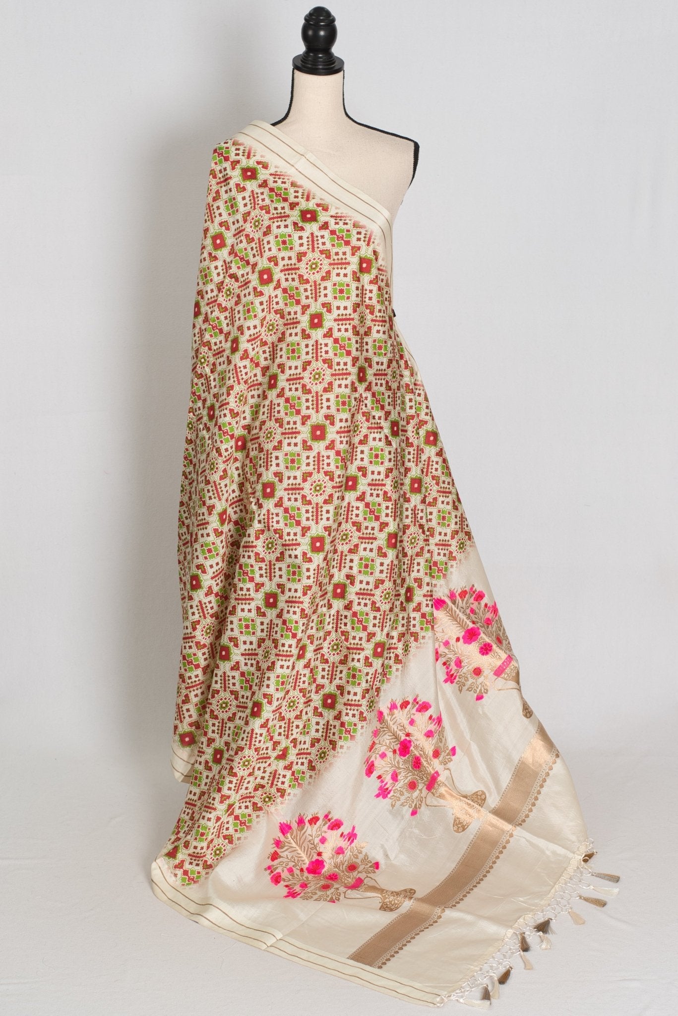 Ira : Off-White Ikkat Print Banarasi Katan Silk Saree – 38 Size Blouse - Saree Mandi