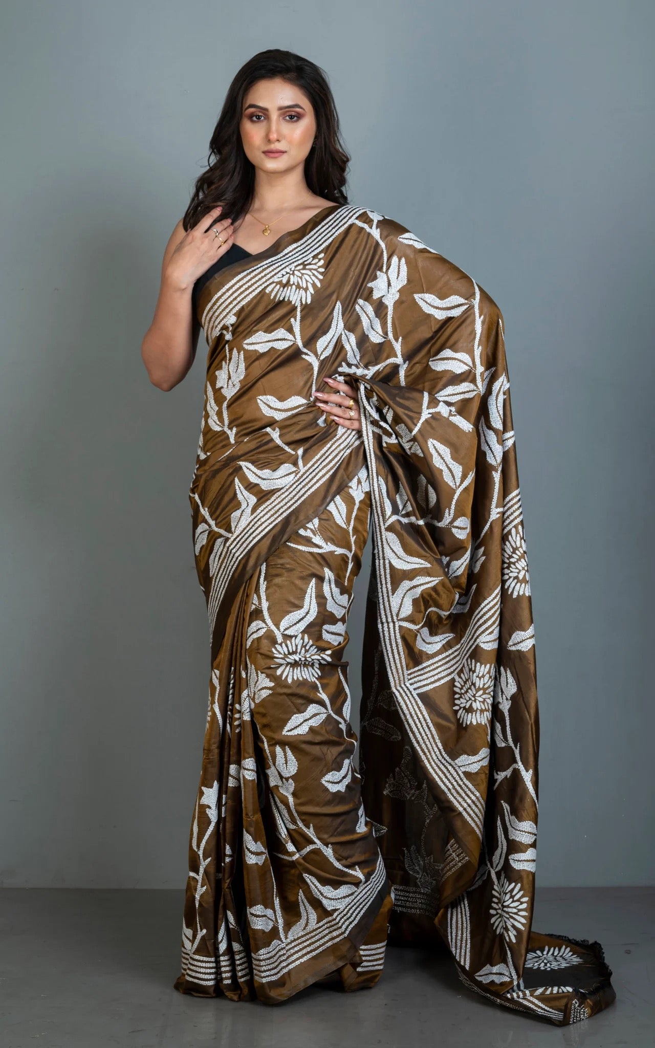 Blended Silk Hand Embroidery Saree in Snuff Brown and Off White Thread Work.