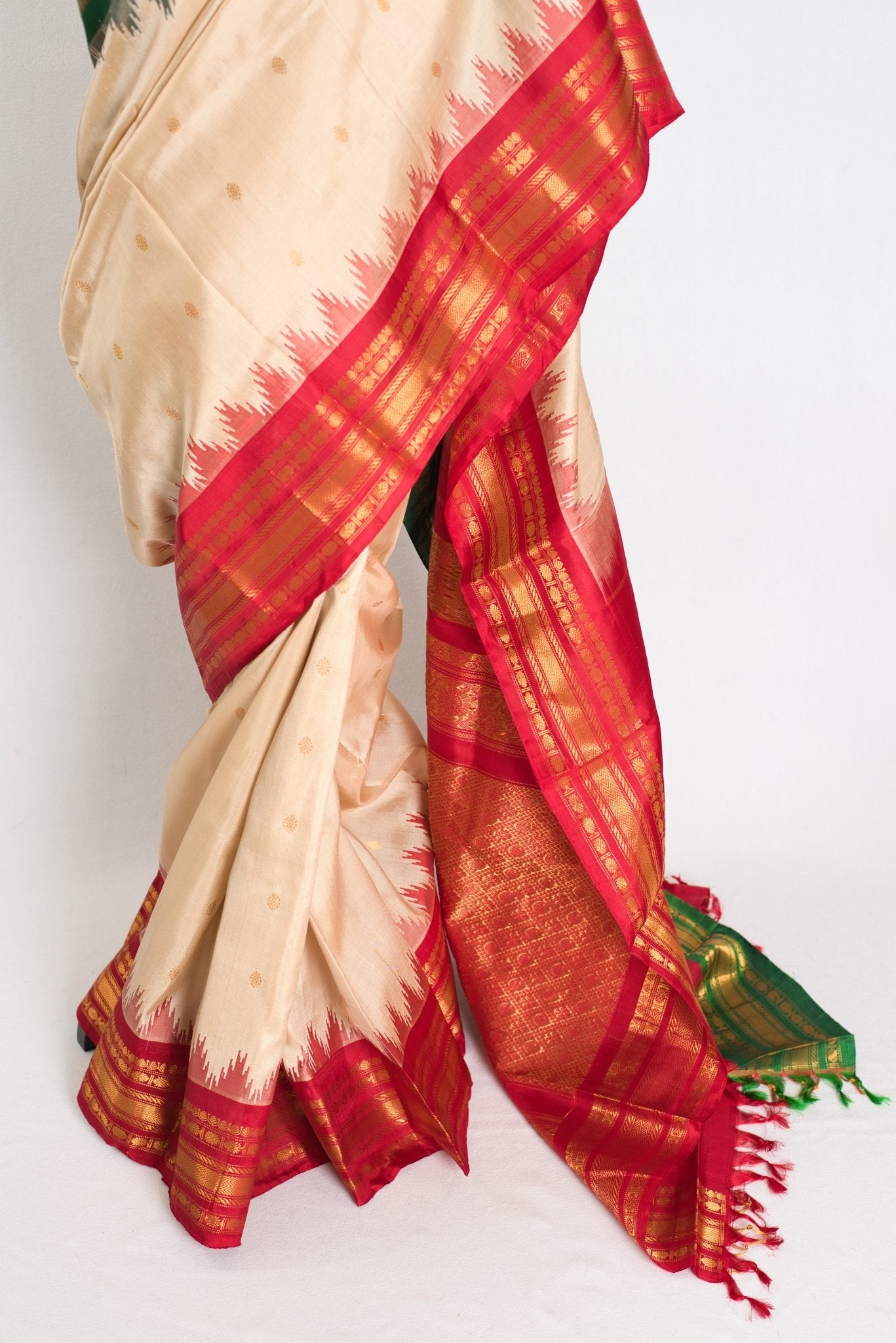 Kavya : Ganga Jamuna Border Gadwal Silk Saree in Beige with Red and Green - Saree Mandi