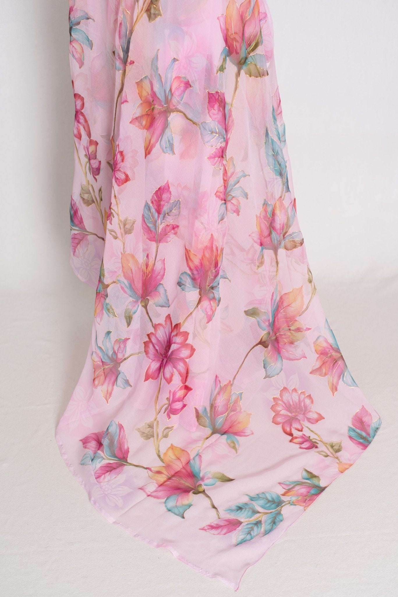 Lia : Pink Floral Printed Chiffon Saree – Budget-Friendly Summer Drape - Saree Mandi