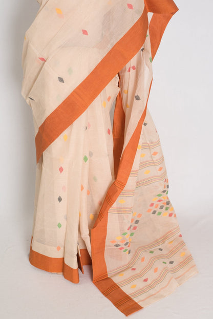Mandar : Pure Cotton Bengal Handloom Jamdani Saree in Light Brown - Saree Mandi