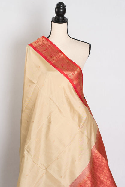 Mohini: Clay White & Coral Pink Kanjivaram Silk Saree | Silk Mark Certified - Saree Mandi
